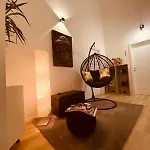 Apartman Yea - Your Exclusive Loft Next To Station *