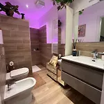 Yea - Your Exclusive Loft Next To Station Milánó